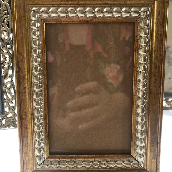 Picture frames - Picture 3 of 5